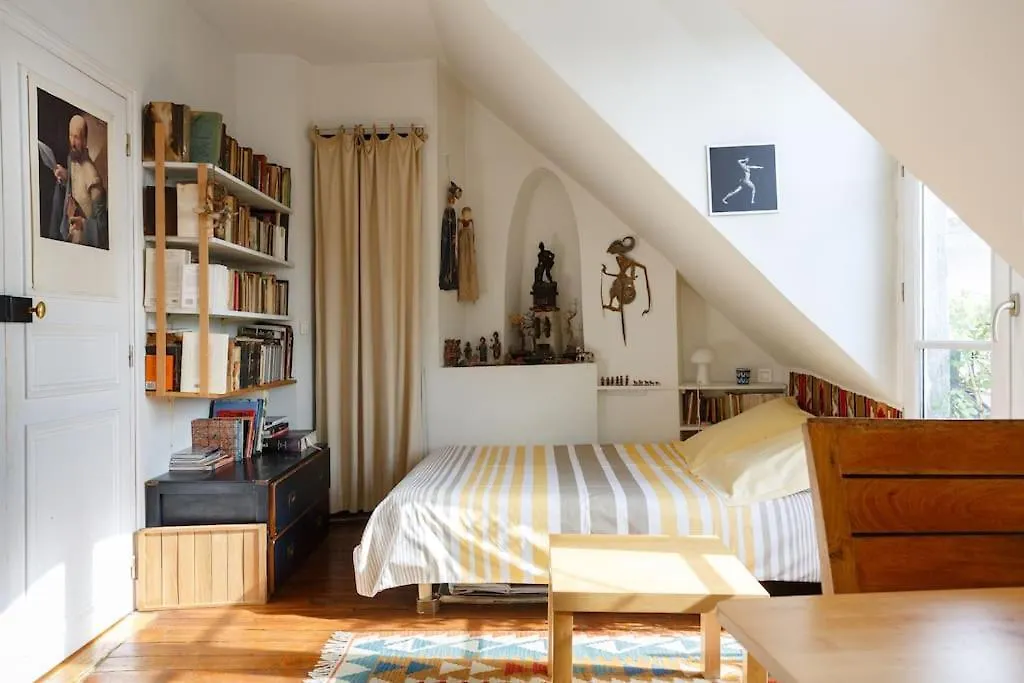 Sous Le Ciel De Paris, Petite Suite Frankrig